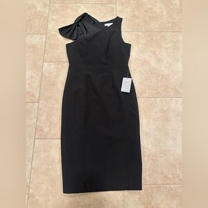 London Times Elegant Black One-Shoulder Midi Dress